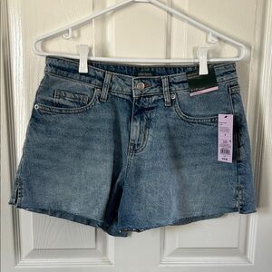 NWT Wild Fable Mid Rise Midi Jean Shorts Size 6 Low Stretch 4" Inseam